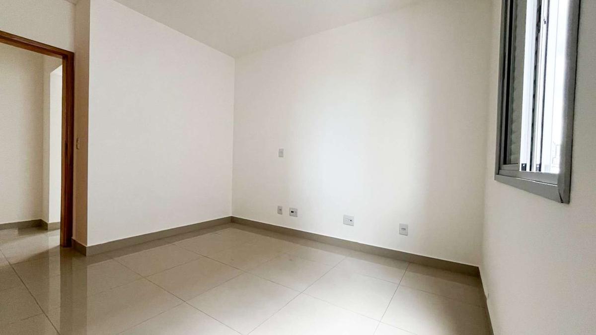 Cobertura, Vila Paris, 2 Quartos, 3 Vagas, 2 Suítes
