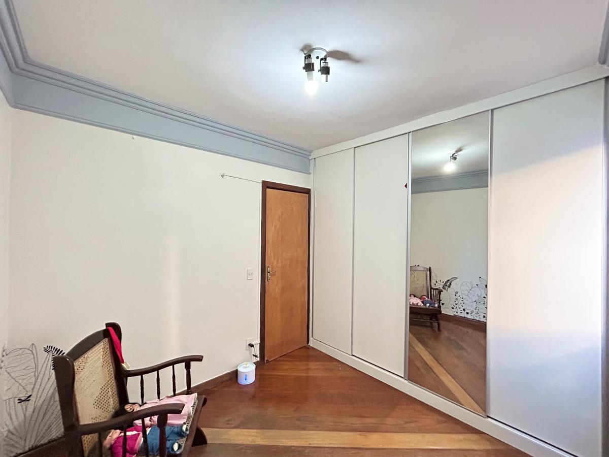 Apartamento, Sagrada Família, 4 Quartos, 2 Vagas, 1 Suíte