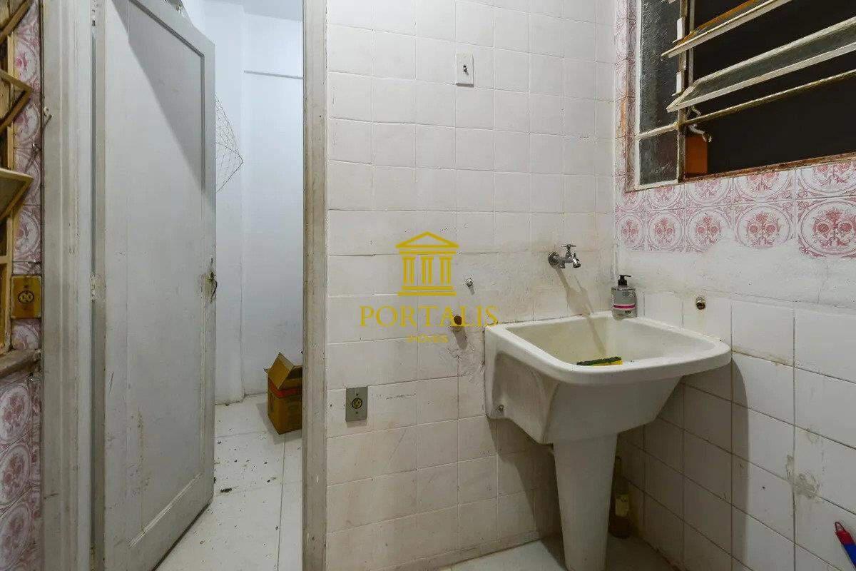 Apartamento, Centro, 2 Quartos, 0 Vaga