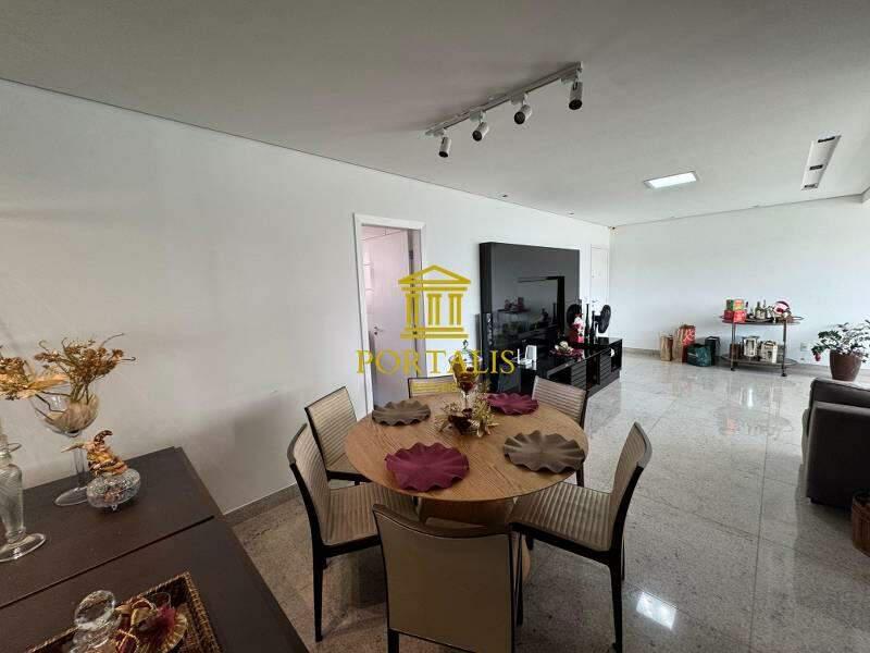 Apartamento, União, 4 Quartos, 4 Vagas, 2 Suítes