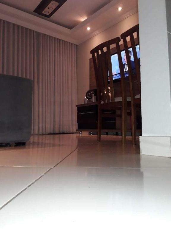 Apartamento, Jardim Vitória, 2 Quartos, 1 Vaga