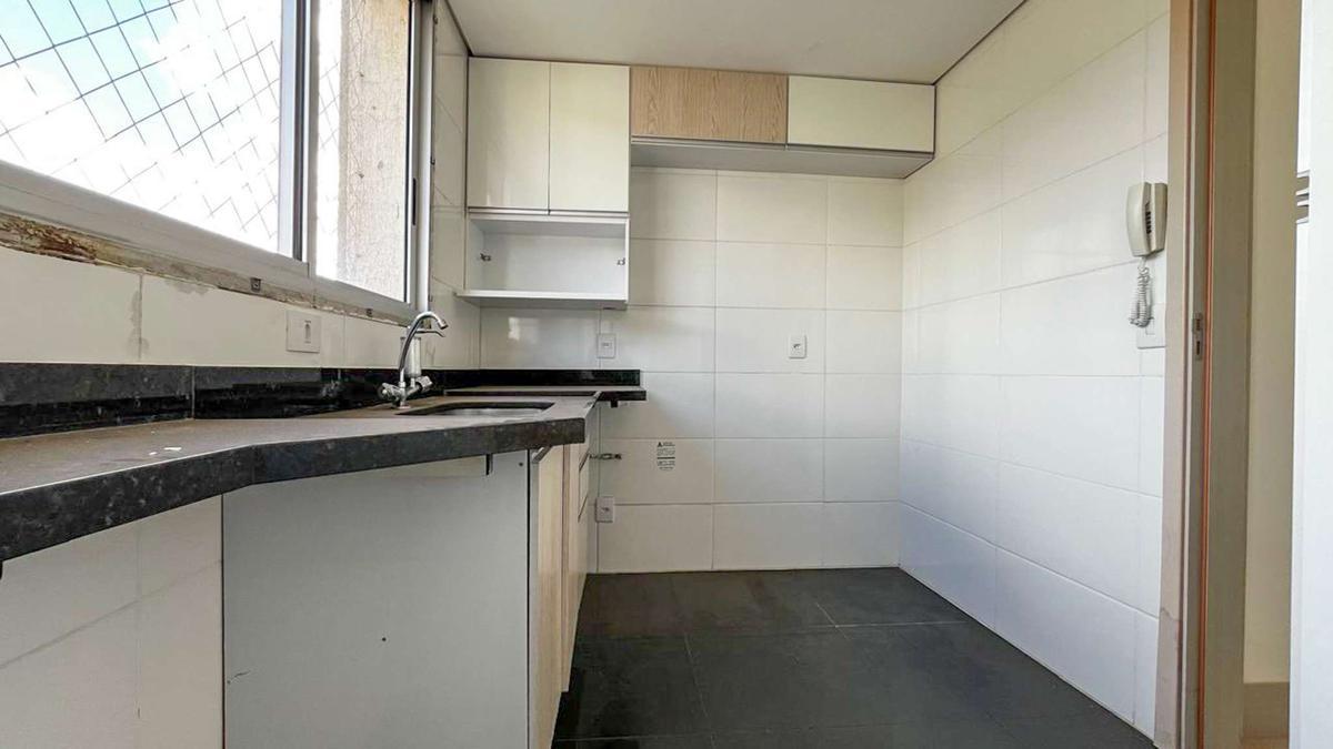 Cobertura, Serra, 2 Quartos, 3 Vagas, 1 Suíte