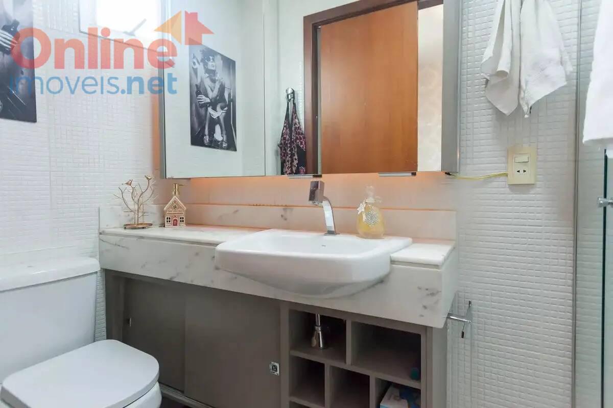 Apartamento, Estoril, 2 Quartos, 0 Vaga, 1 Suíte