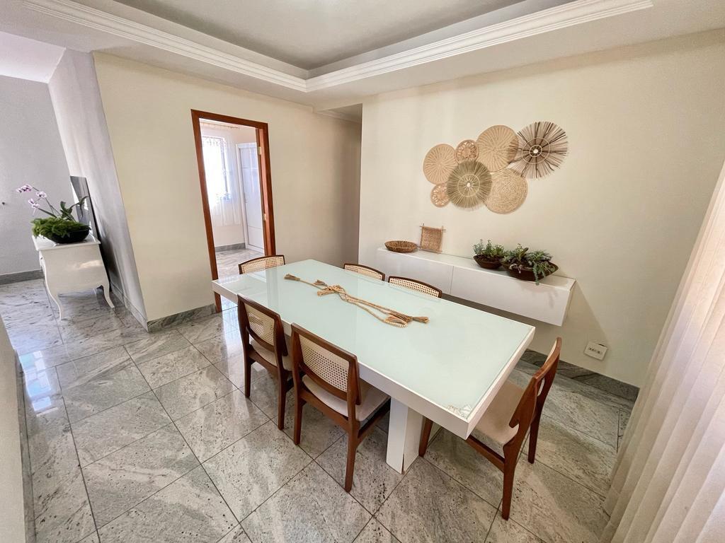 Cobertura, São José, 4 Quartos, 4 Vagas, 2 Suítes