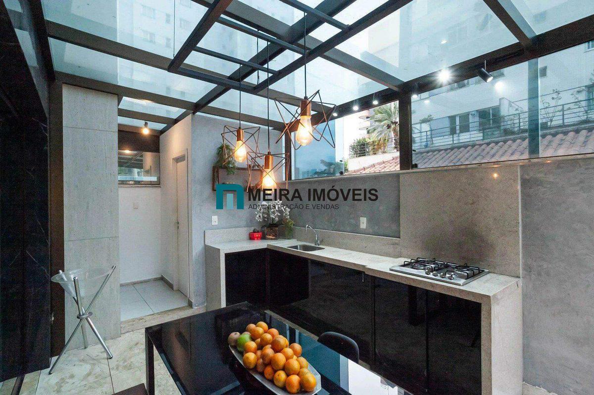 Apartamento, Funcionários, 2 Quartos, 2 Vagas, 2 Suítes