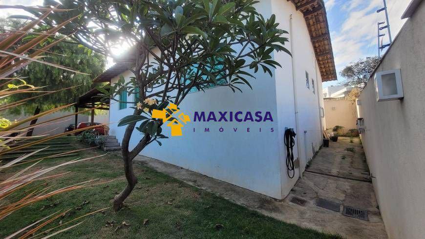 Casa, Trevo, 3 Quartos, 2 Vagas, 1 Suíte