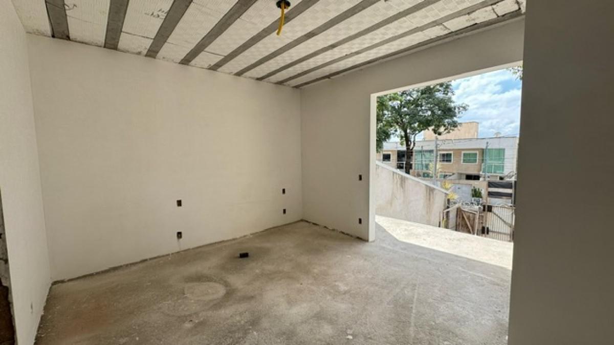 Casa, Cabral, 3 Quartos, 4 Vagas, 3 Suítes