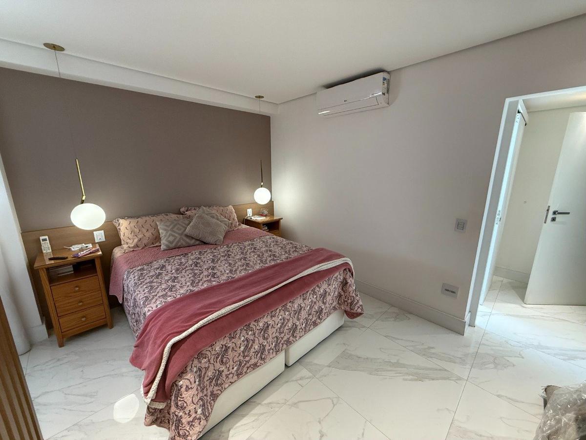 Apartamento, São José, 4 Quartos, 2 Vagas, 1 Suíte