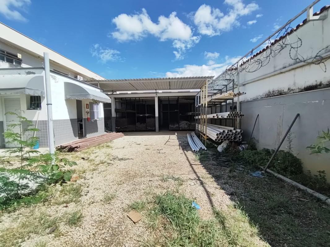 Galpão, Alto dos Pinheiros, 0 Quarto, 0 Vaga
