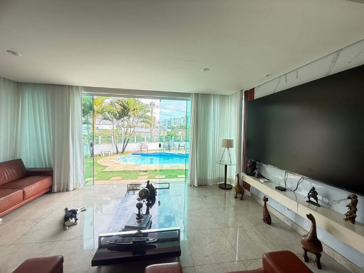 Casa, Estoril, 3 Quartos, 2 Vagas, 1 Suíte