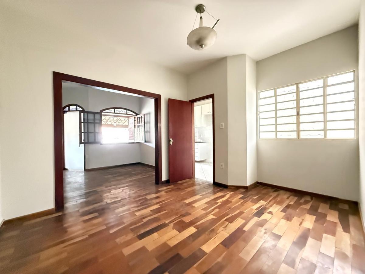 Casa, São João Batista (venda Nova), 3 Quartos, 2 Vagas, 1 Suíte