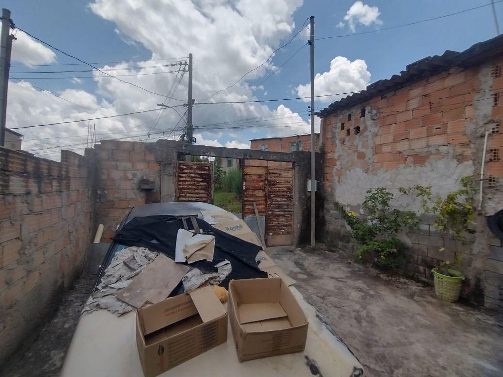 Casa, Mangabeiras, 2 Quartos, 4 Vagas