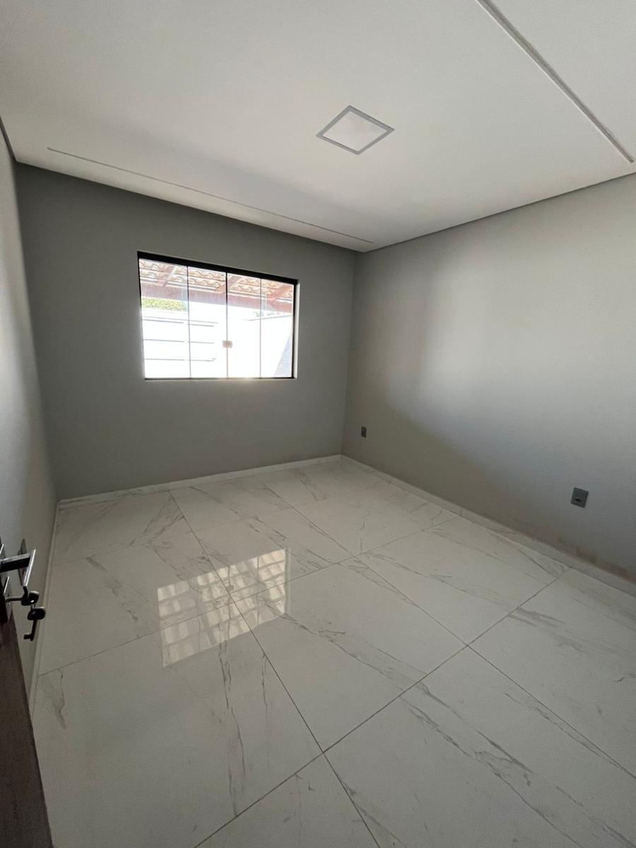 Casa, Centro, 2 Quartos, 2 Vagas