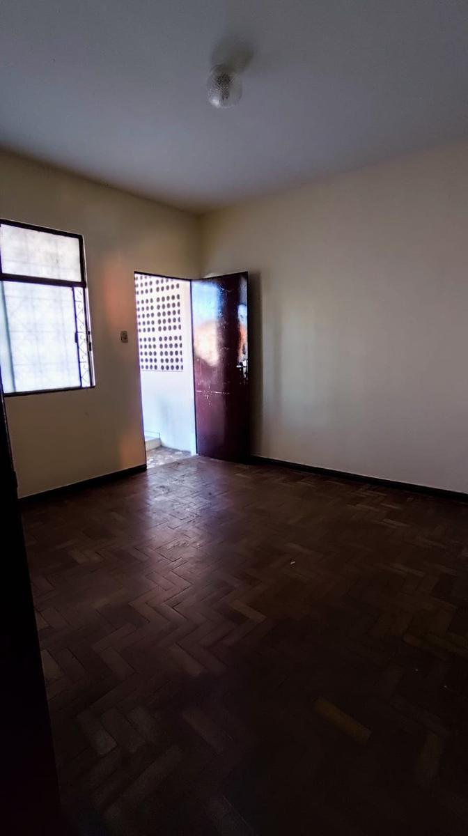 Casa, Centro, 5 Quartos, 4 Vagas, 1 Suíte