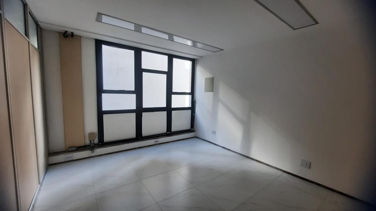 Sala, Santa Efigênia, 0 Quarto, 1 Vaga