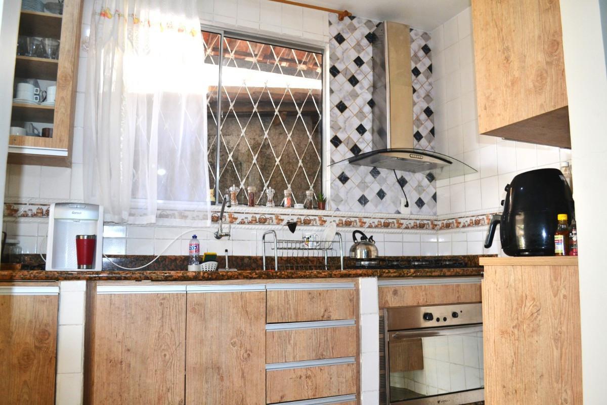 Casa, Lagoinha Leblon (venda Nova), 3 Quartos, 3 Vagas, 1 Suíte