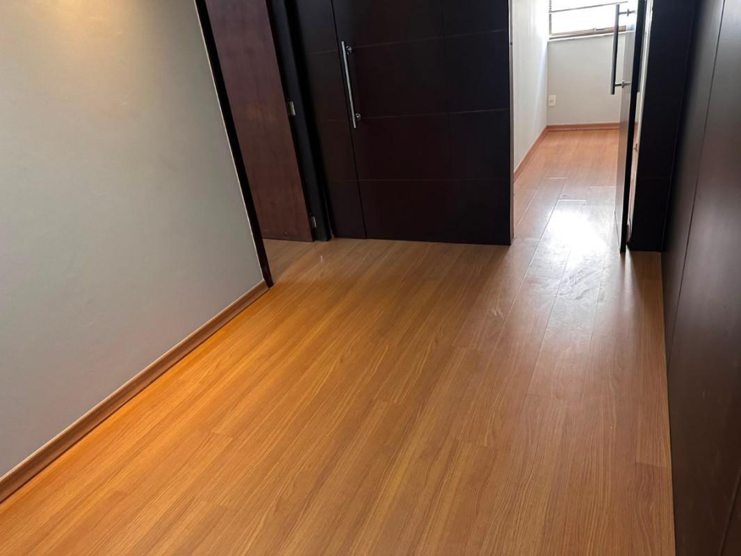 Sala, Centro, 0 Quarto, 1 Vaga