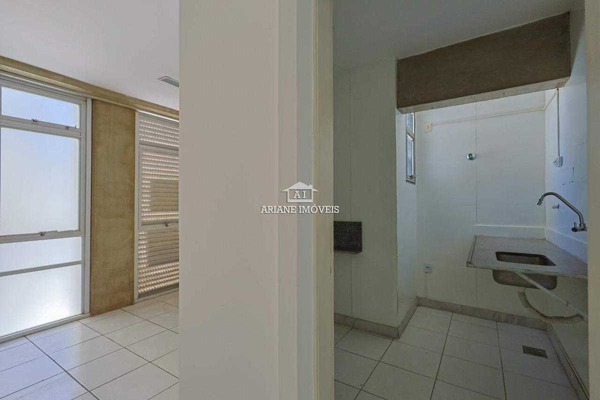 Andar, Savassi, 0 Quarto, 3 Vagas