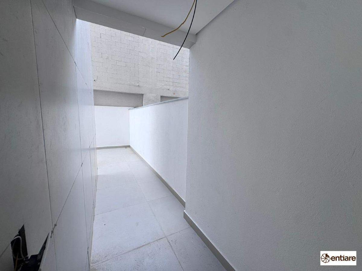 Apartamento, Centro, 2 Quartos, 2 Vagas, 1 Suíte