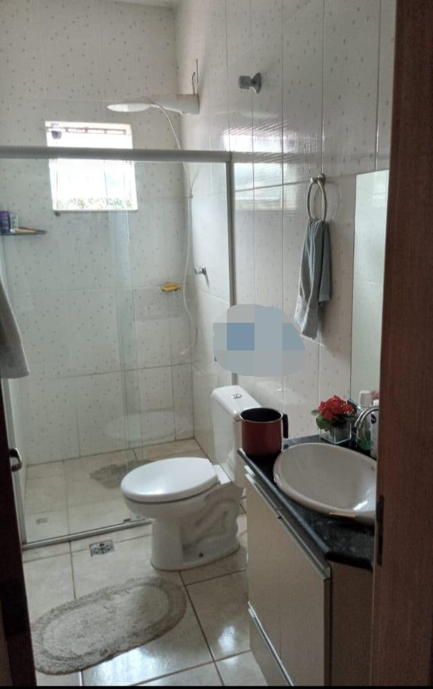 Casa, Central, 2 Quartos, 2 Vagas