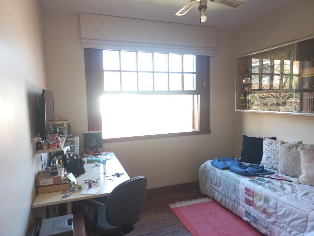 Casa, Itapoã, 4 Quartos, 6 Vagas, 1 Suíte