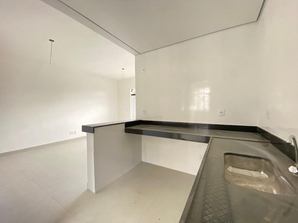 Casa, Vale das Orquídeas, 3 Quartos, 2 Vagas, 1 Suíte