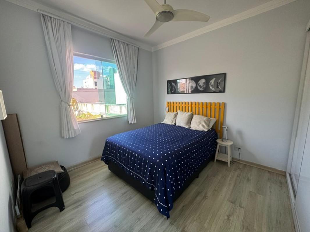 Casa, Castelo, 4 Quartos, 3 Vagas, 1 Suíte