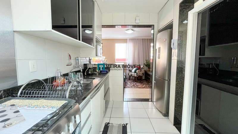 Apartamento, Sagrada Família, 3 Quartos, 2 Vagas, 1 Suíte