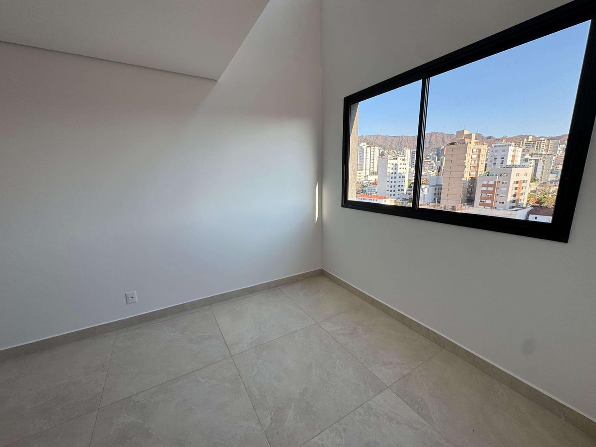 Cobertura, Serra, 2 Quartos, 2 Vagas, 1 Suíte