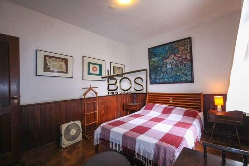 Casa, Serra, 4 Quartos, 5 Vagas, 1 Suíte