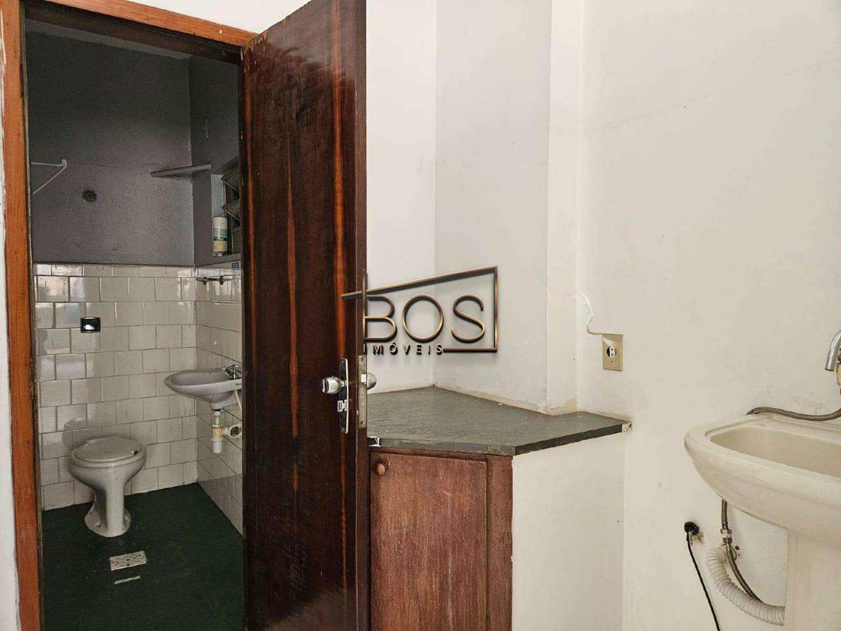 Sala, Centro, 0 Quarto, 0 Vaga, 1 Suíte