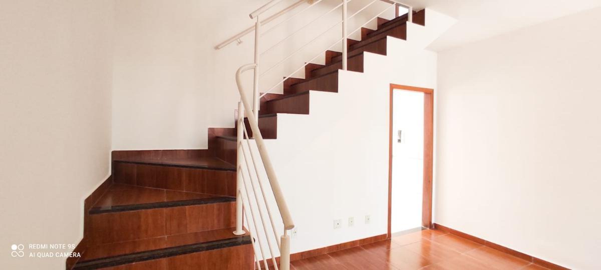 Casa, Parque Turistas, 2 Quartos, 2 Vagas, 1 Suíte