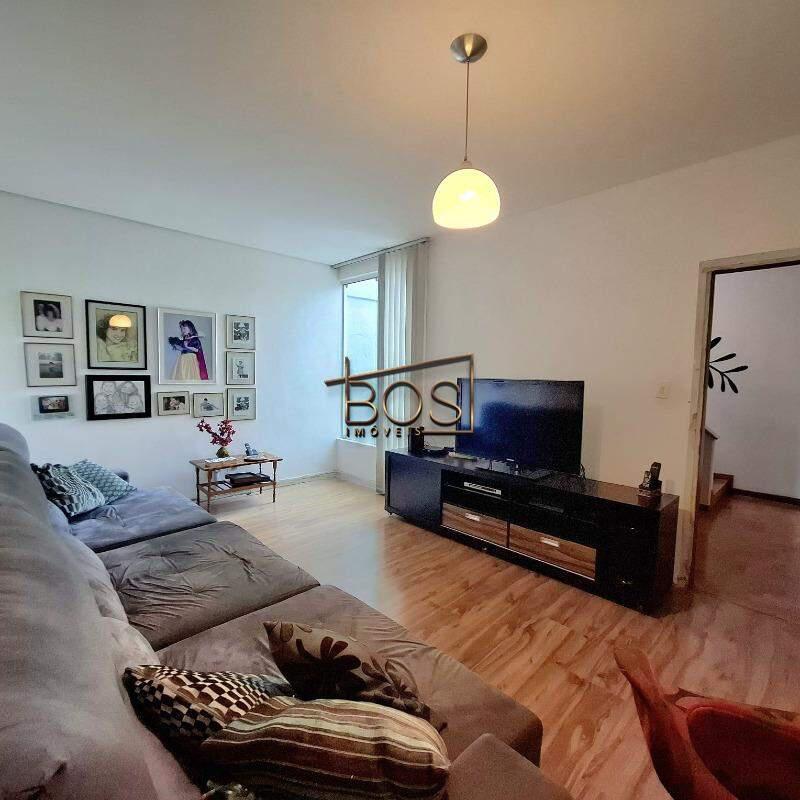 Casa, Serra, 7 Quartos, 5 Vagas, 3 Suítes