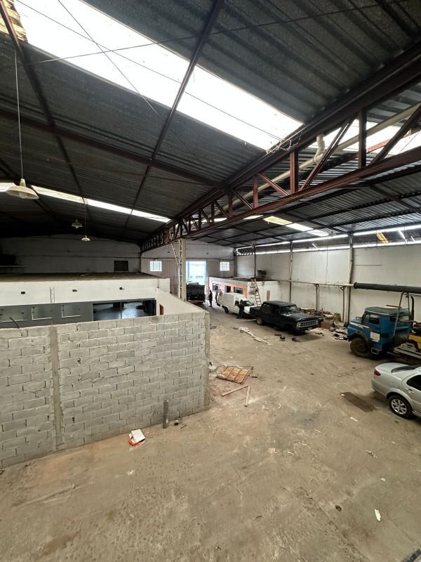 Galpão, Parque das Américas, 0 Quarto, 0 Vaga