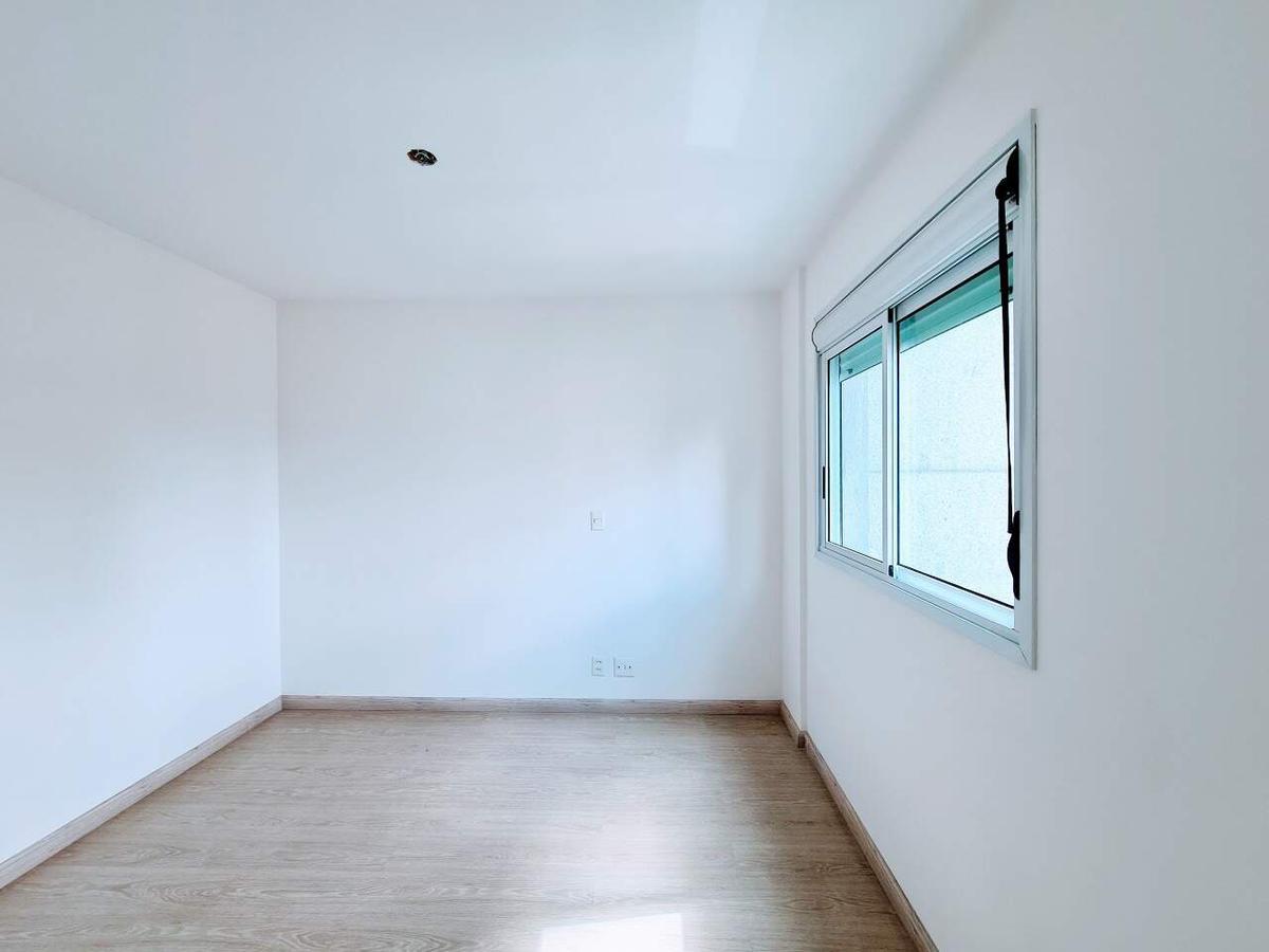 Apartamento, Cruzeiro, 4 Quartos, 3 Vagas, 4 Suítes