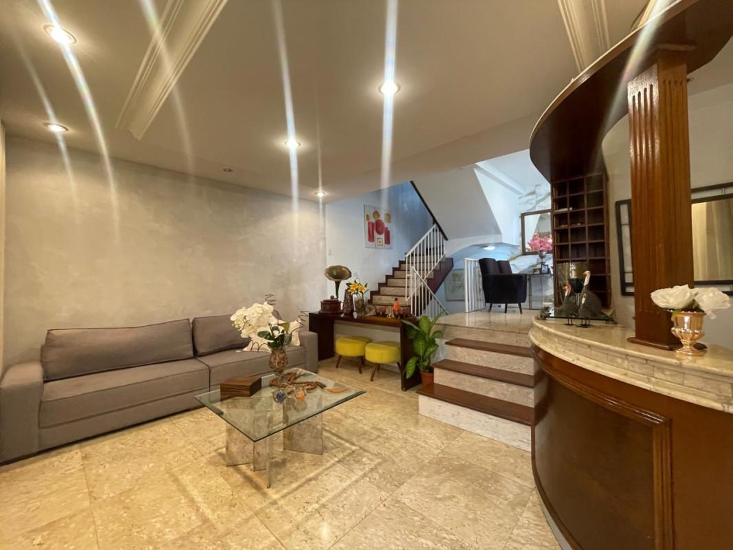 Casa, Santa Lúcia, 5 Quartos, 4 Vagas, 1 Suíte