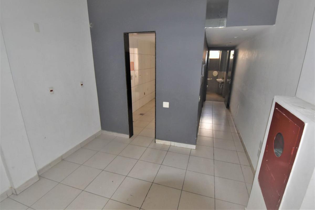 Andar, São José, 0 Quarto, 1 Vaga