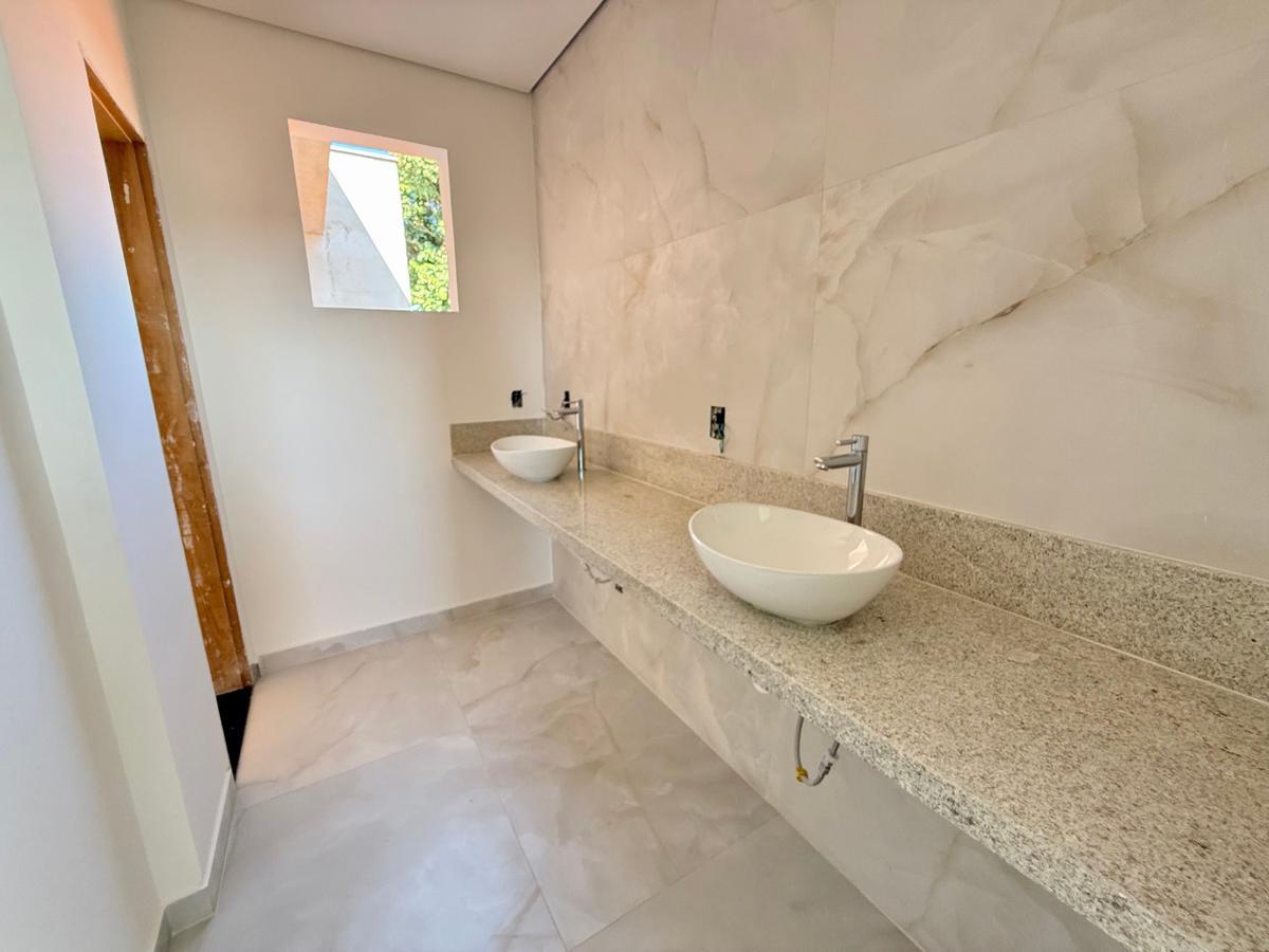 Casa, Paquetá, 3 Quartos, 2 Vagas, 3 Suítes