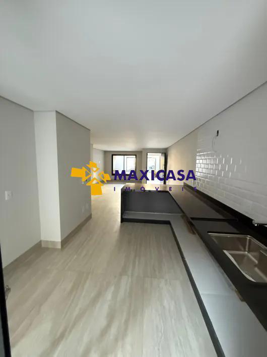 Casa, Jaraguá, 4 Quartos, 4 Vagas, 1 Suíte