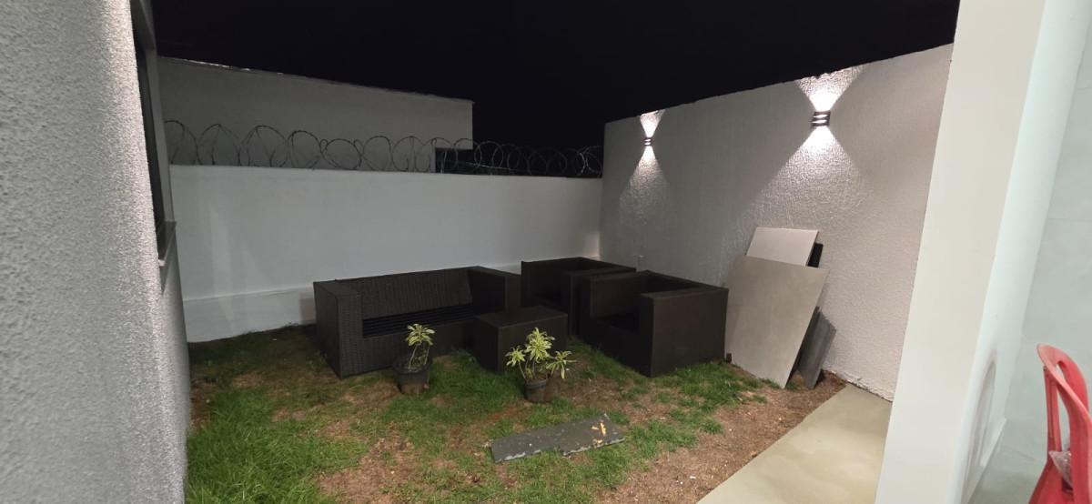 Casa, Lundcea, 3 Quartos, 2 Vagas, 1 Suíte