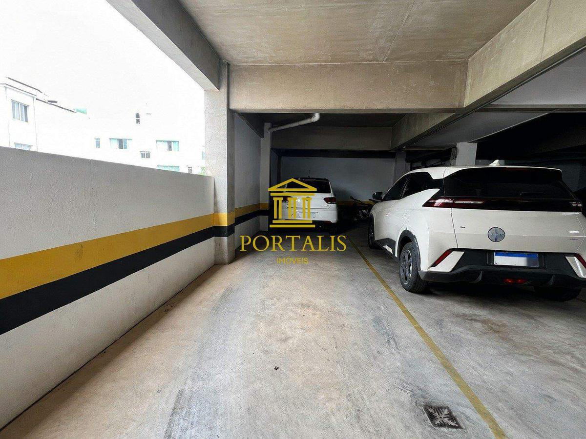 Apartamento, Castelo, 2 Quartos, 1 Vaga, 1 Suíte