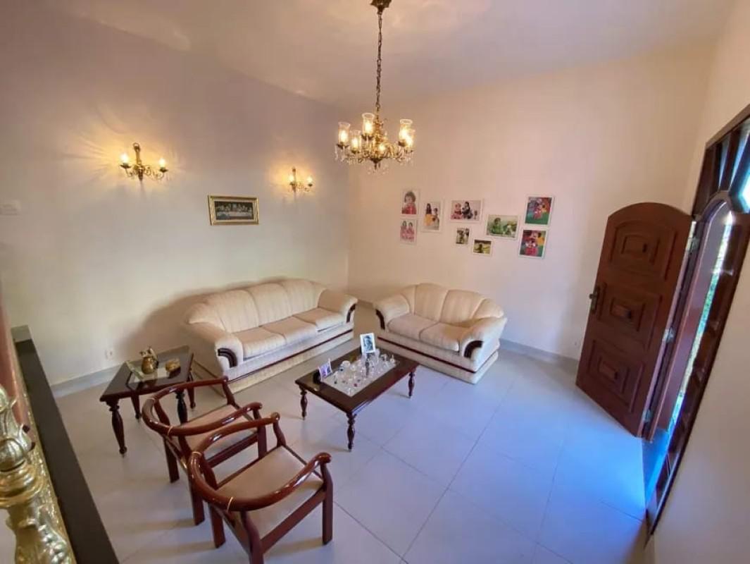 Casa, Barreiro, 3 Quartos, 5 Vagas, 2 Suítes