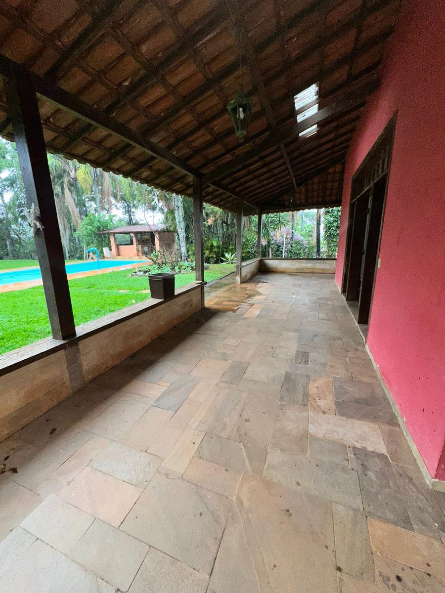 Fazenda, Condomínio Vale do Ouro, 4 Quartos, 5 Vagas, 2 Suítes