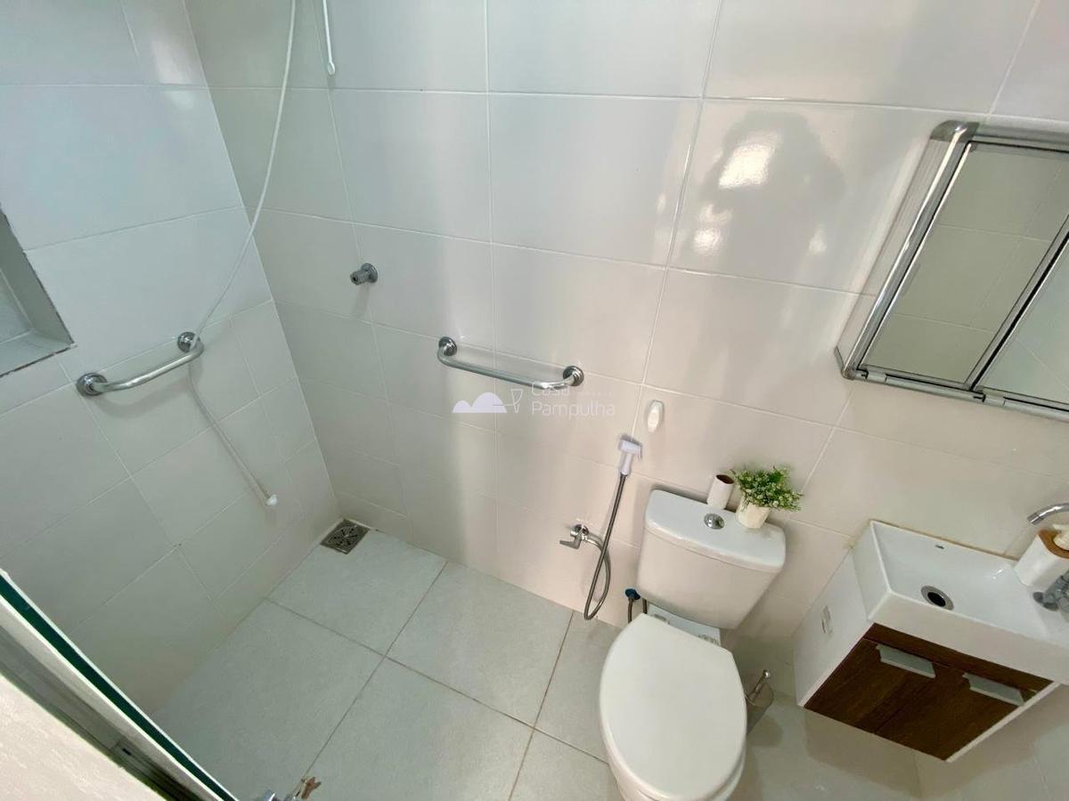 Casa, Planalto, 4 Quartos, 3 Vagas, 1 Suíte