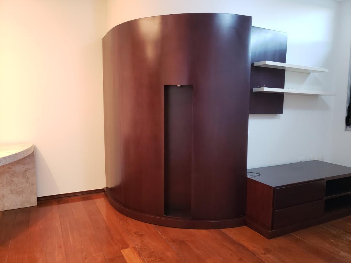 Apartamento, Funcionários, 4 Quartos, 2 Vagas, 1 Suíte