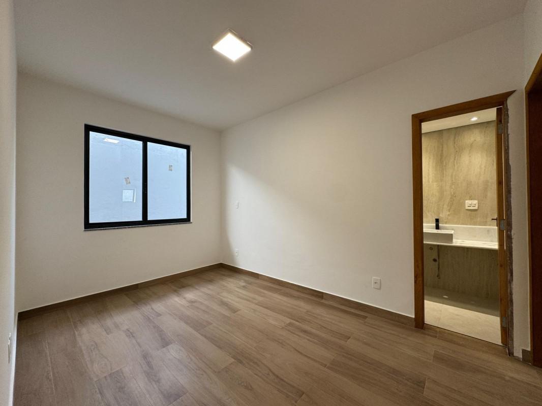Casa, Itapoã, 3 Quartos, 2 Vagas, 1 Suíte