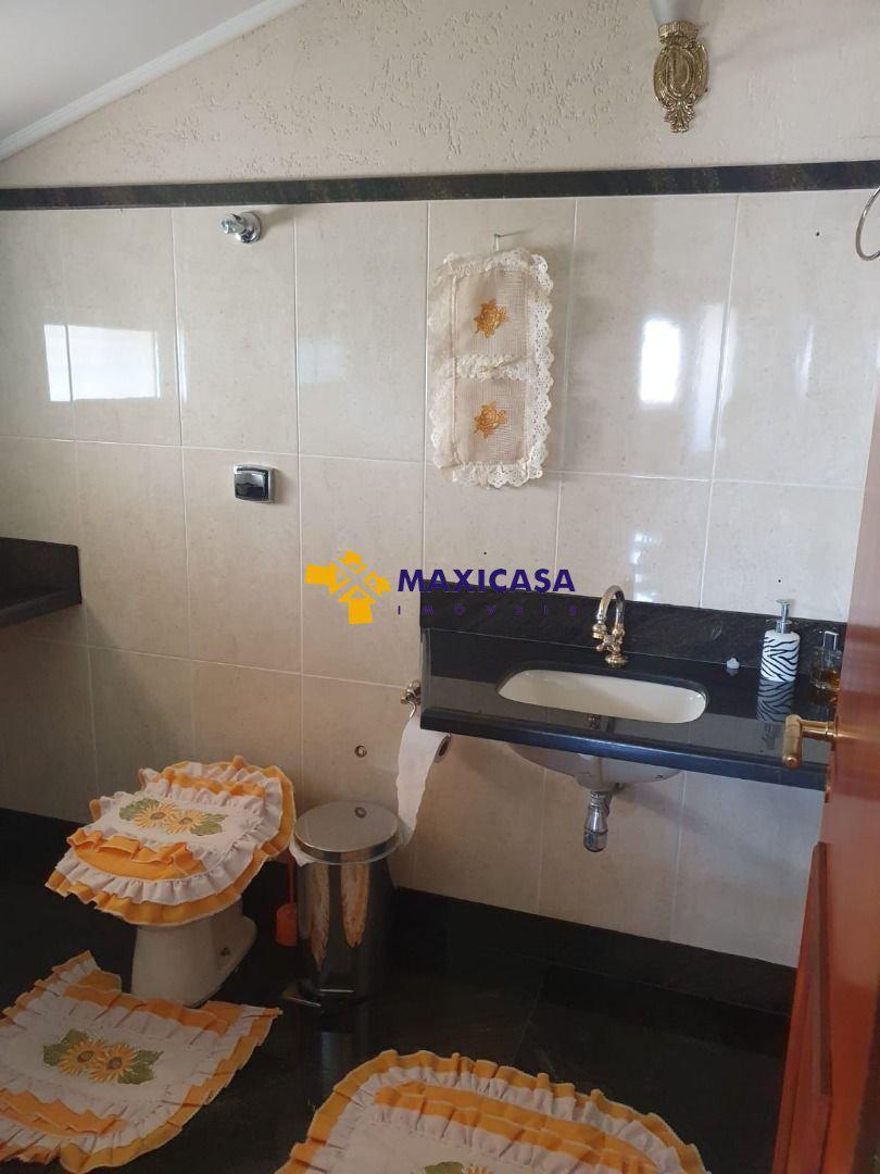 Casa, São Luiz (pampulha), 4 Quartos, 3 Vagas, 2 Suítes