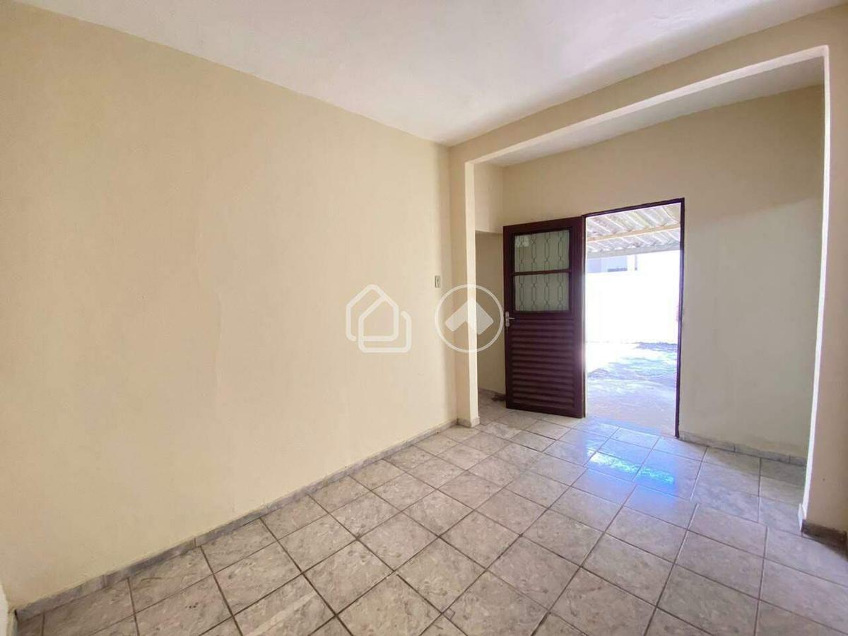 Quitinete, Ressaca, 1 Quarto