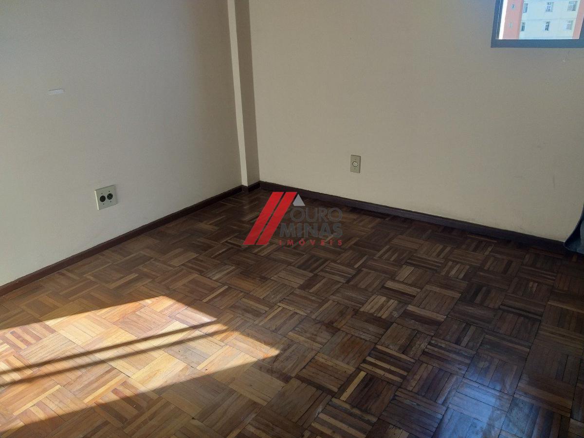 Apartamento, Floresta, 2 Quartos, 1 Vaga