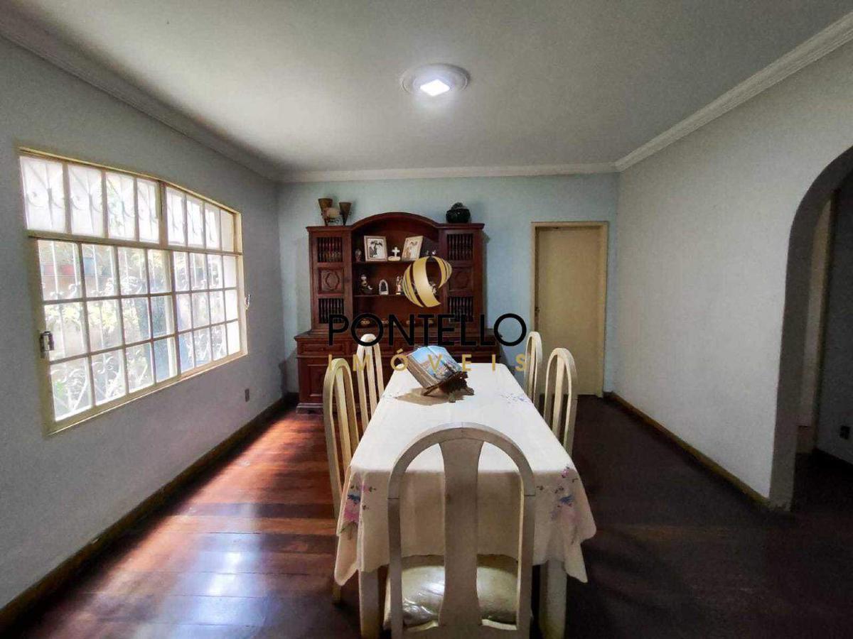 Casa, Planalto, 7 Quartos, 5 Vagas, 3 Suítes